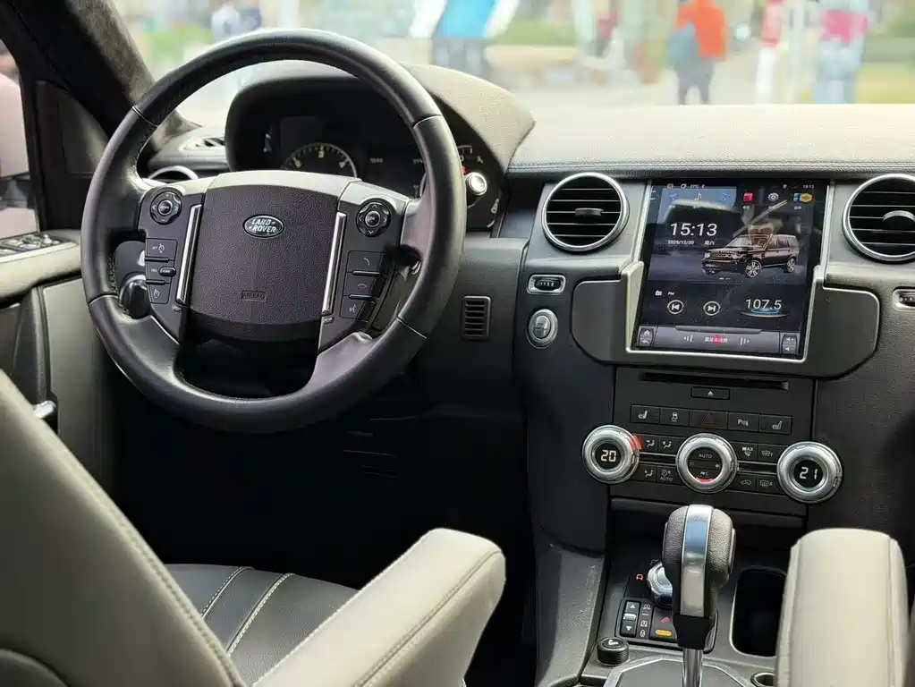 Discovery 3.0 SDV6 HSE Diesel