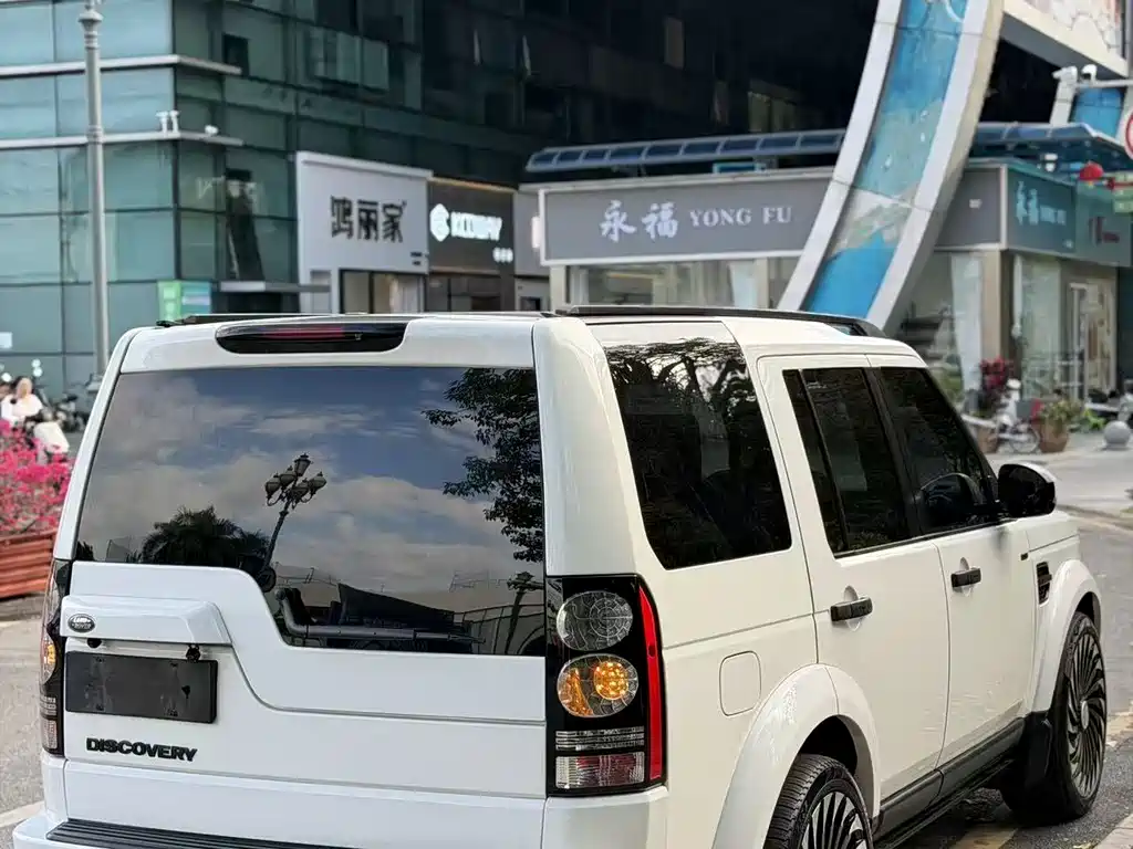 Discovery 3.0 SDV6 HSE Diesel