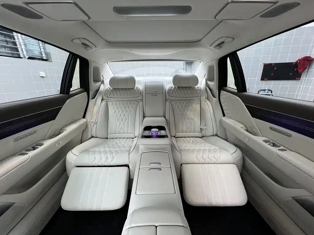 Genesis G90 3.5 T Executive Extended