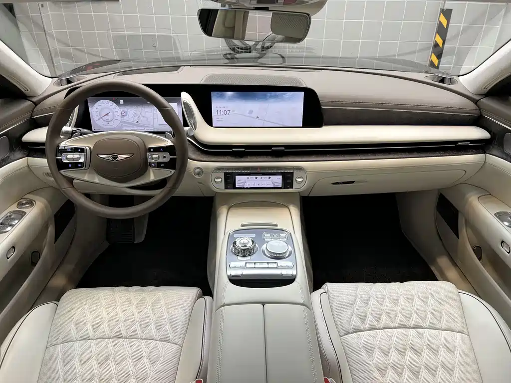 Genesis G90 3.5 T Executive Extended