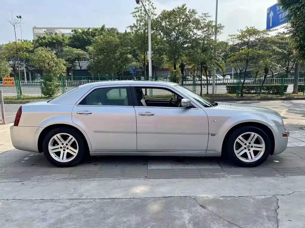 Chrysler 300 C 2.7 L Business