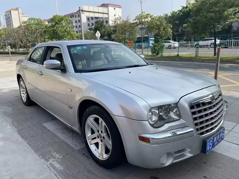 Chrysler 300 C 2.7 L Business