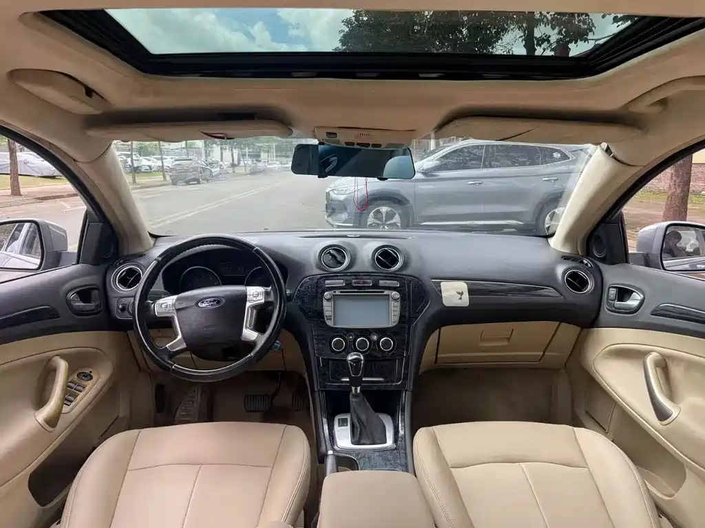 Mondeo 2.3 L Supreme