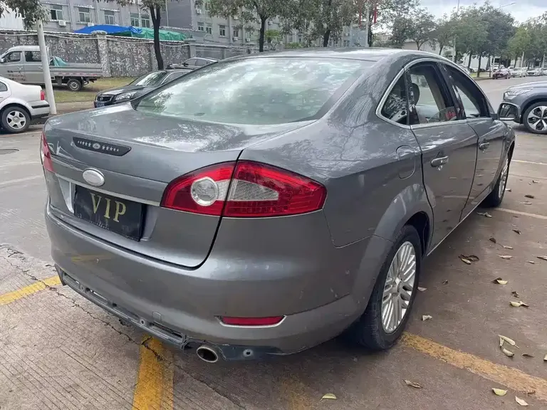 Ford Mondeo 2.3 L Supreme