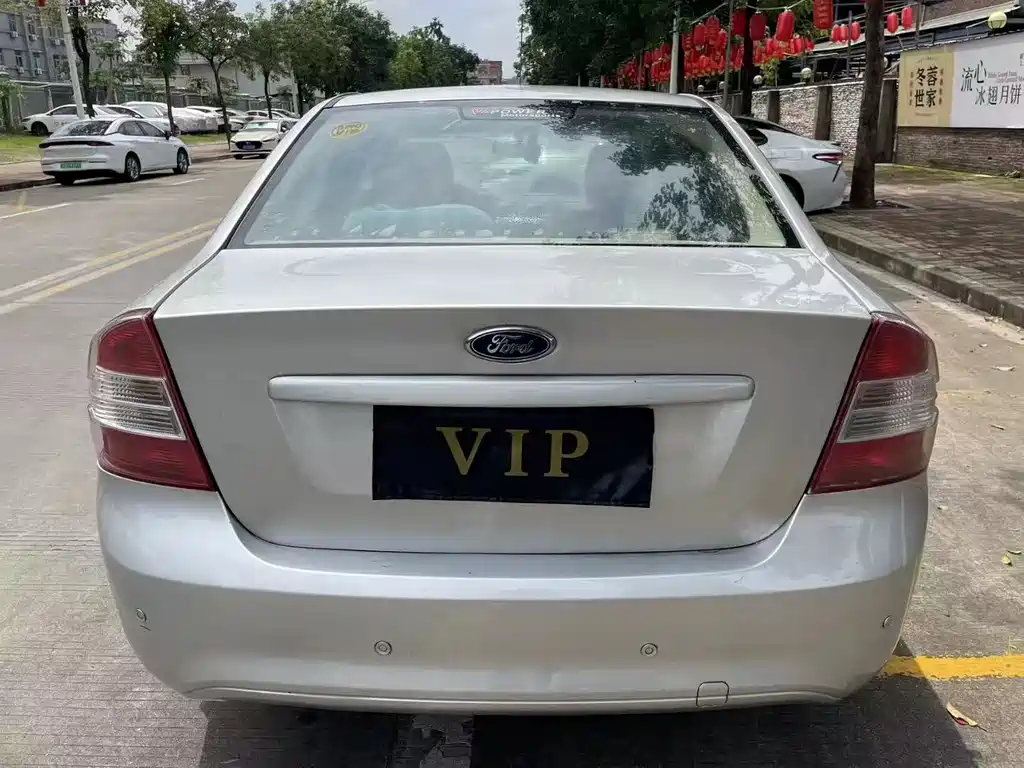 Focus Sedan Classic 1.8 L Auto Basic