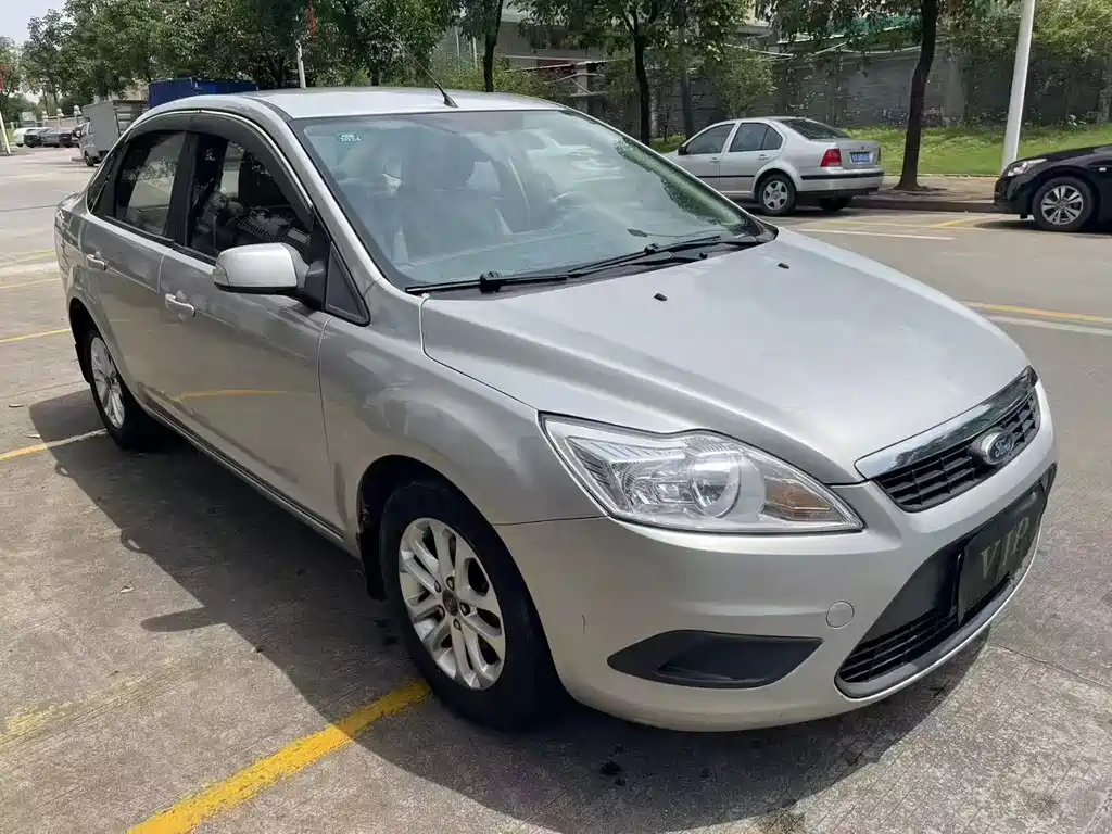 Focus Sedan Classic 1.8 L Auto Basic