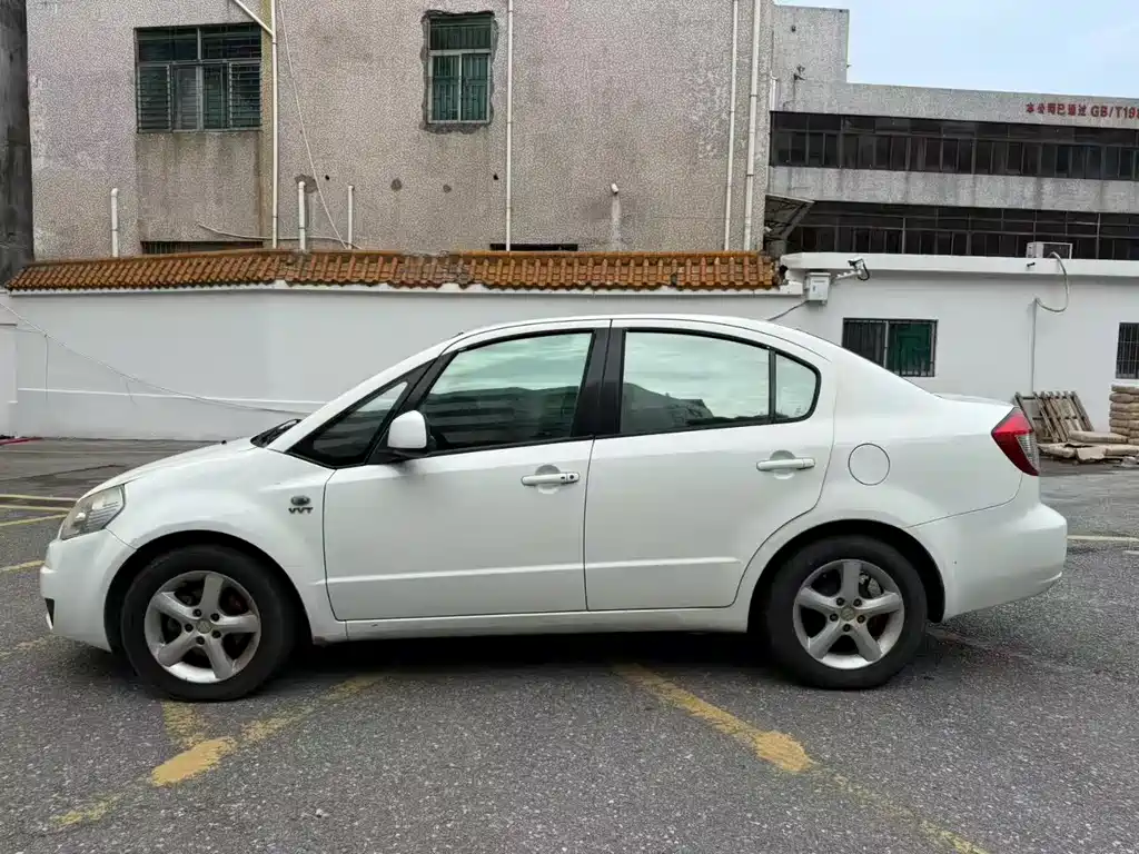 SX4 Sedan 1.6 L Auto Luxury