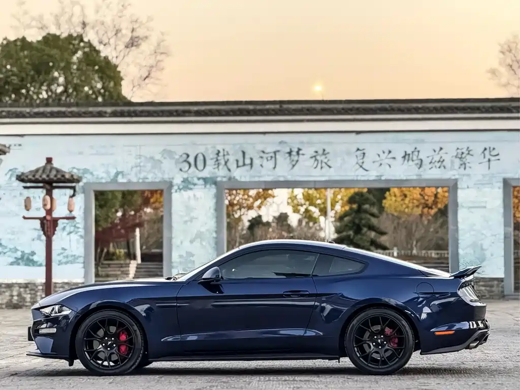 Mustang 2.3 L EcoBoost