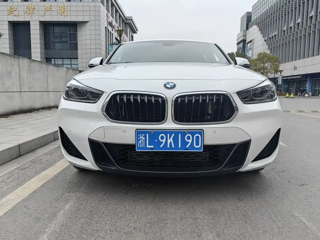 BMW X2 sDrive25 i M Sport Package