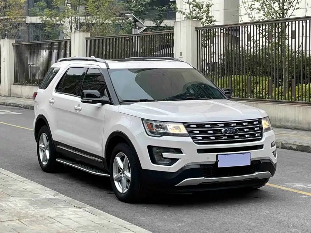Explorer (Import) 2.3 T Style