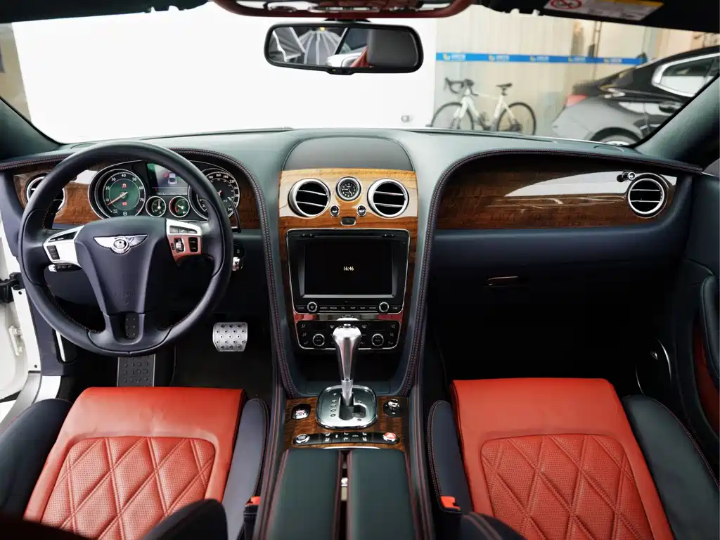 Continental GT 4.0 T GT V8 S Standard