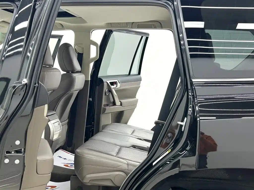 Lexus GX 400