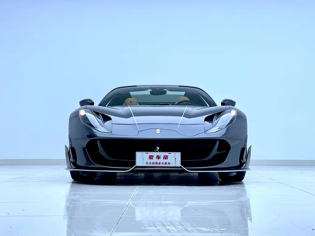 Ferrari 812 6.5 L GTS