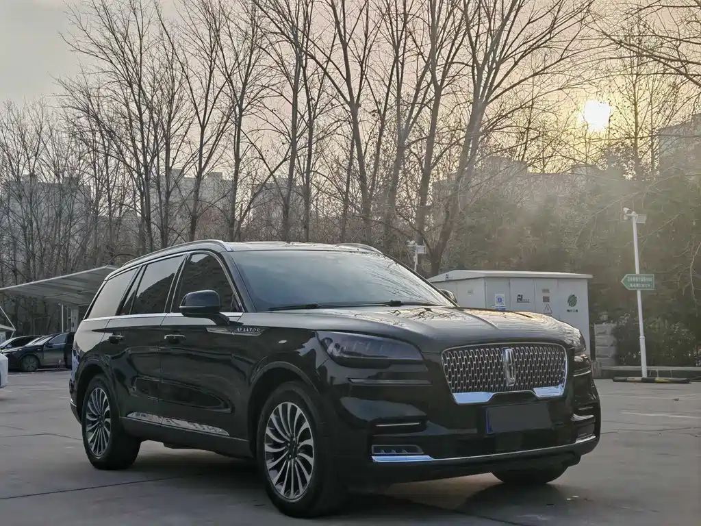 Aviator (Import) 飞行家进口 2020款 3.0 T V6全驱尊雅版
