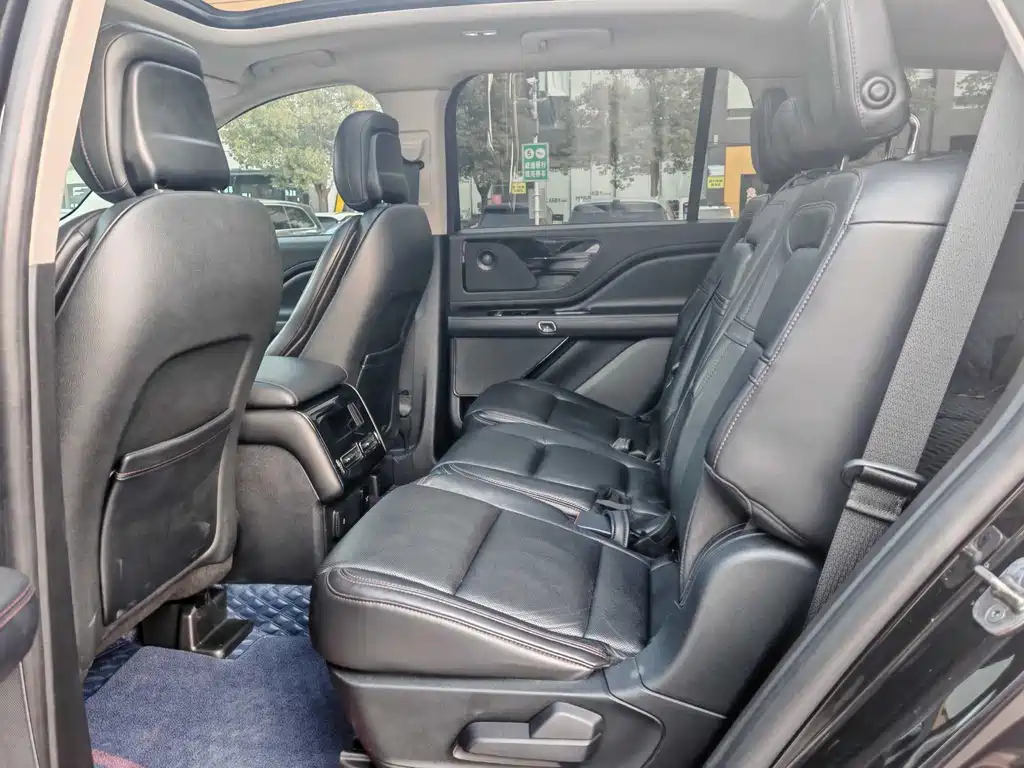 Aviator (Import) 飞行家进口 2020款 3.0 T V6全驱尊雅版
