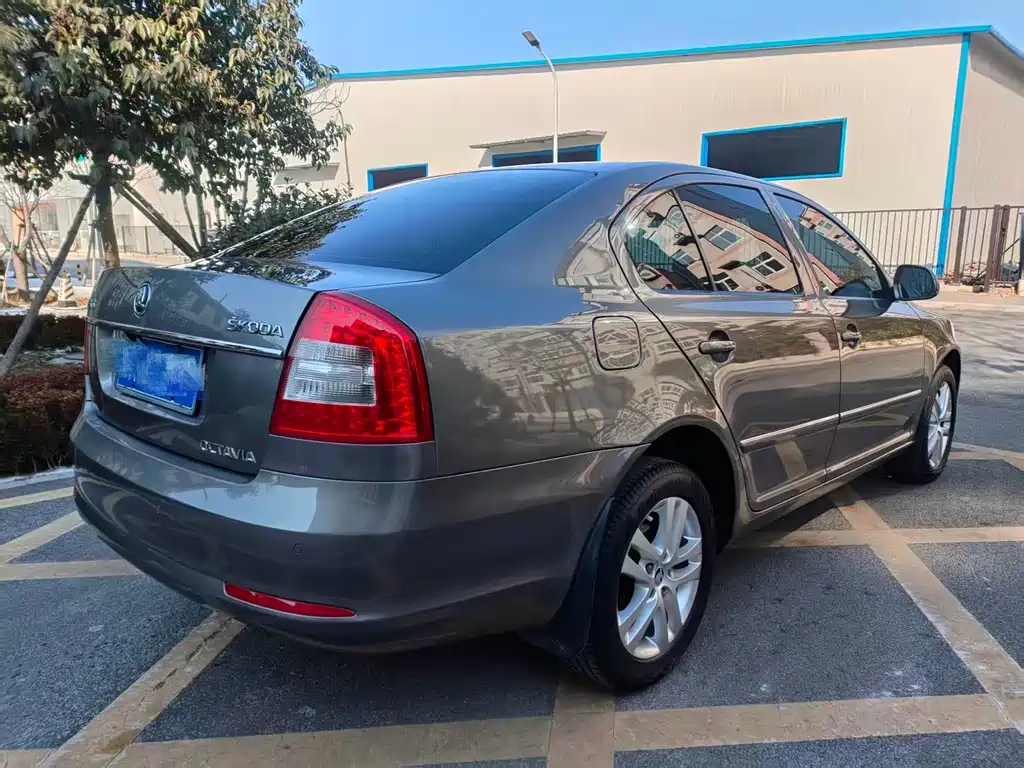 Octavia 明锐 2014款 1.8 TSI DSG逸俊版