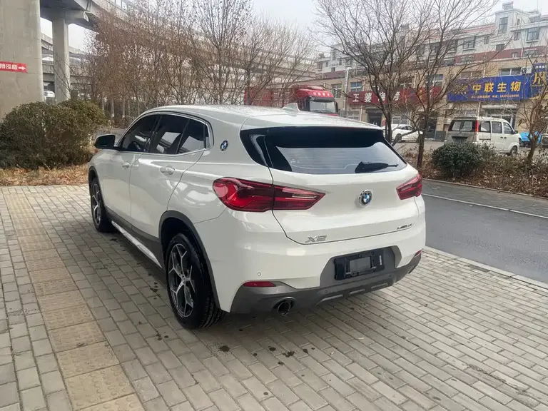 BMW X2 (Import) sDrive20 i M Offroad Package CN-VI