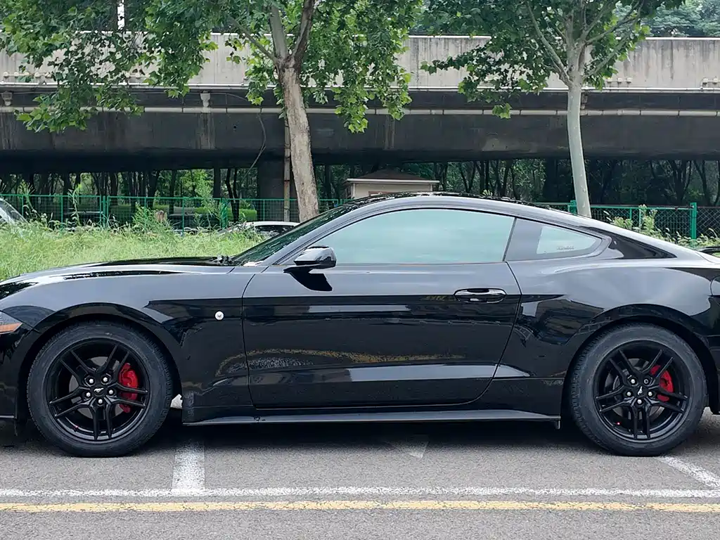 Mustang 2.3 L EcoBoost