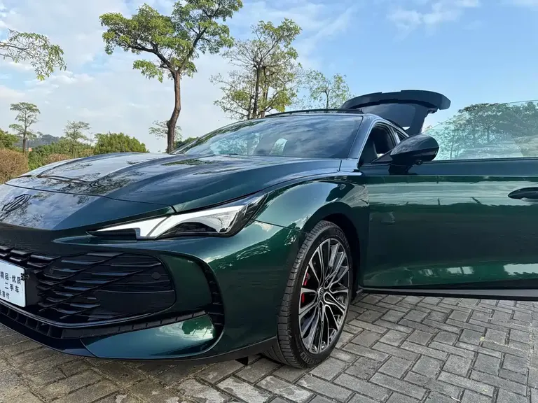 MG7 2.0 T 405 AT Luxury Enjoyment