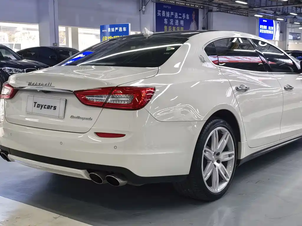 Quattroporte 3.0 T Standard