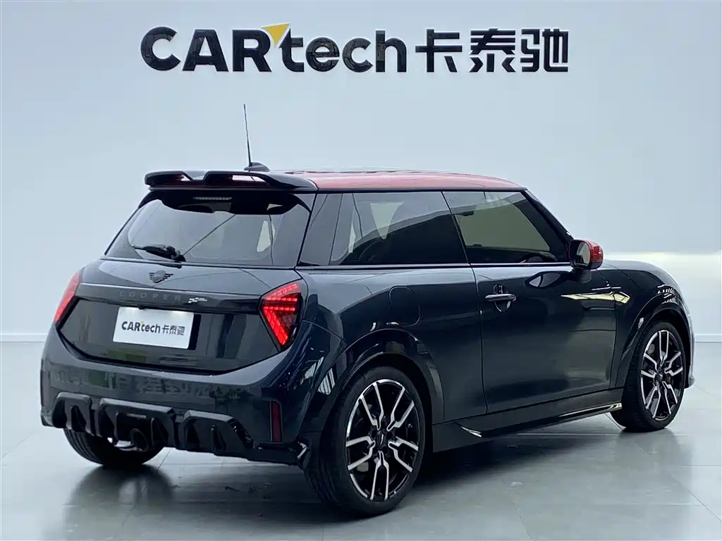 MINI JCW JOHN COOPER WORKS