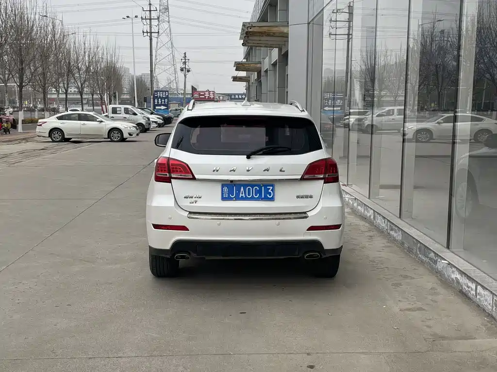 Haval H2 Red Label 1.5 T Manual 2 WD Comfort
