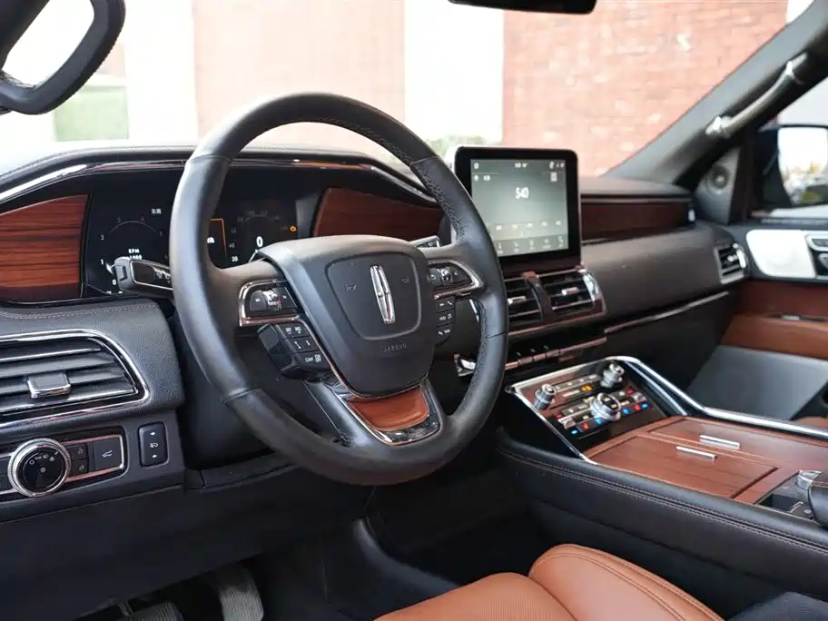 Navigator 3.5 T Honor Shine