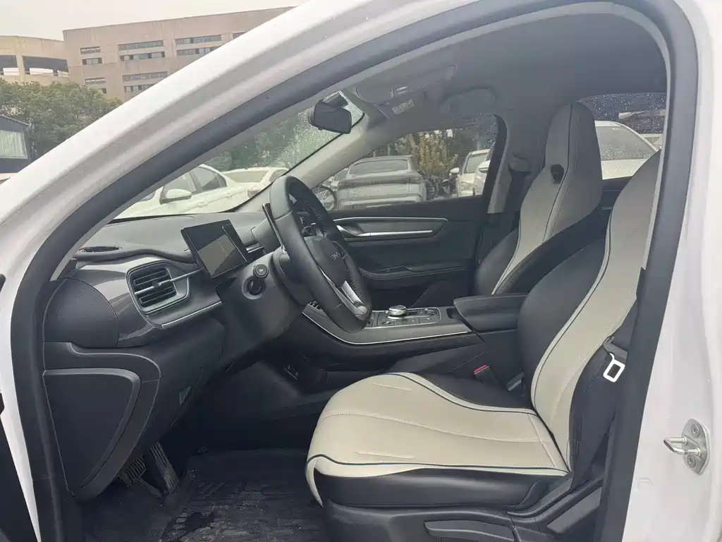 Destroyer 05 Glory DM-i 55 KM Luxury
