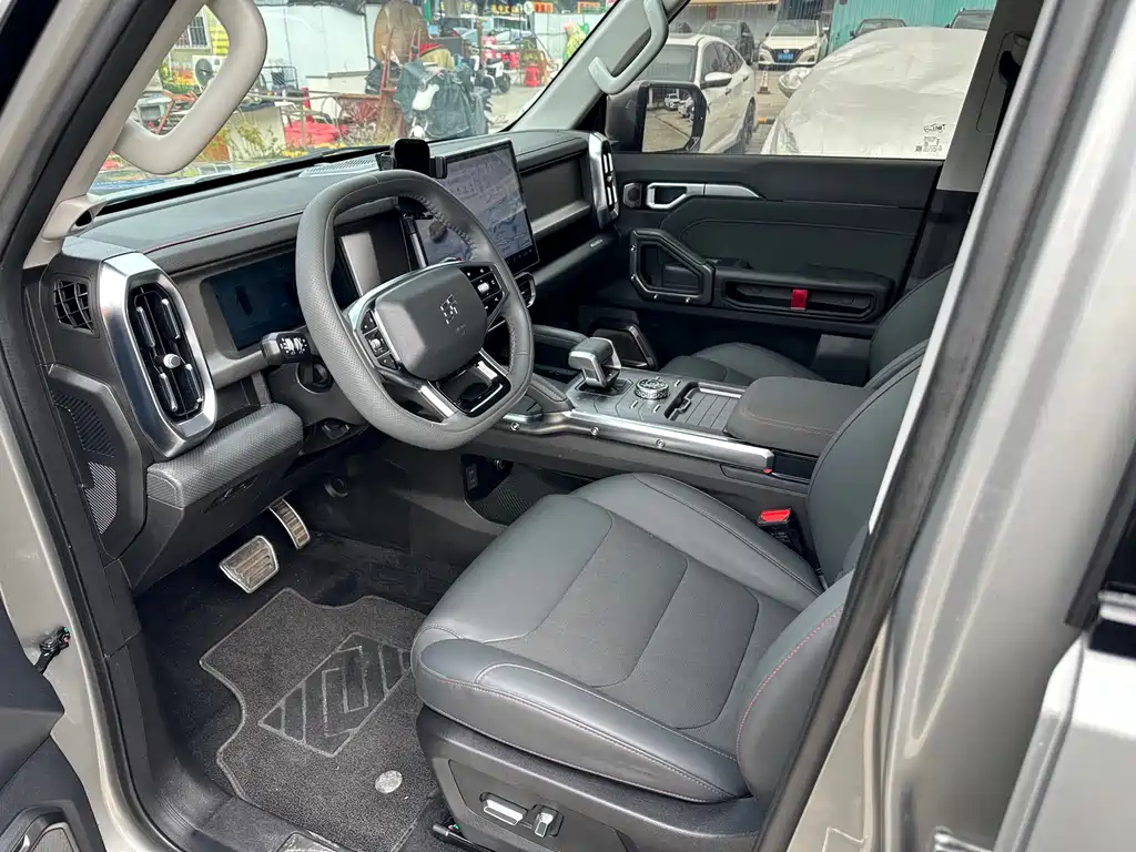 Jetour Traveller 2.0 T 4 WD Cross PRO+