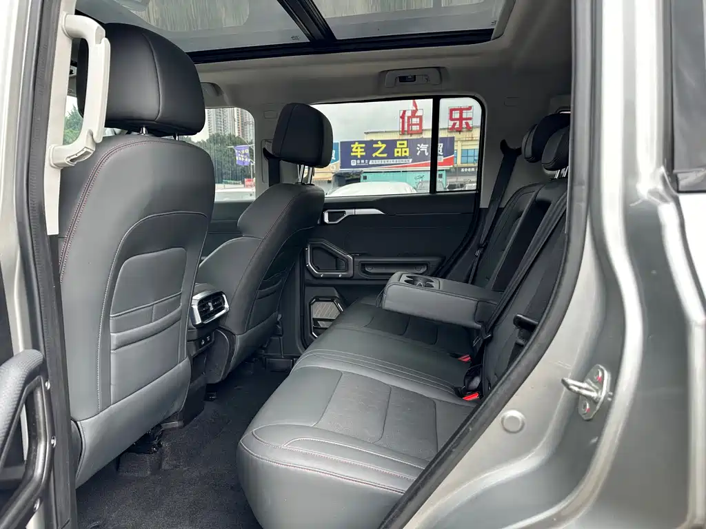 Jetour Traveller 2.0 T 4 WD Cross PRO+