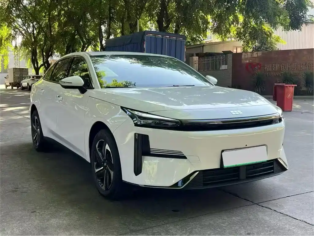 Galaxy L6 EM-i 140 km Explorer +