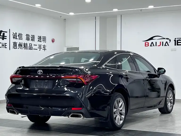 Toyota Avalon 2.5 L Progressive CN-V