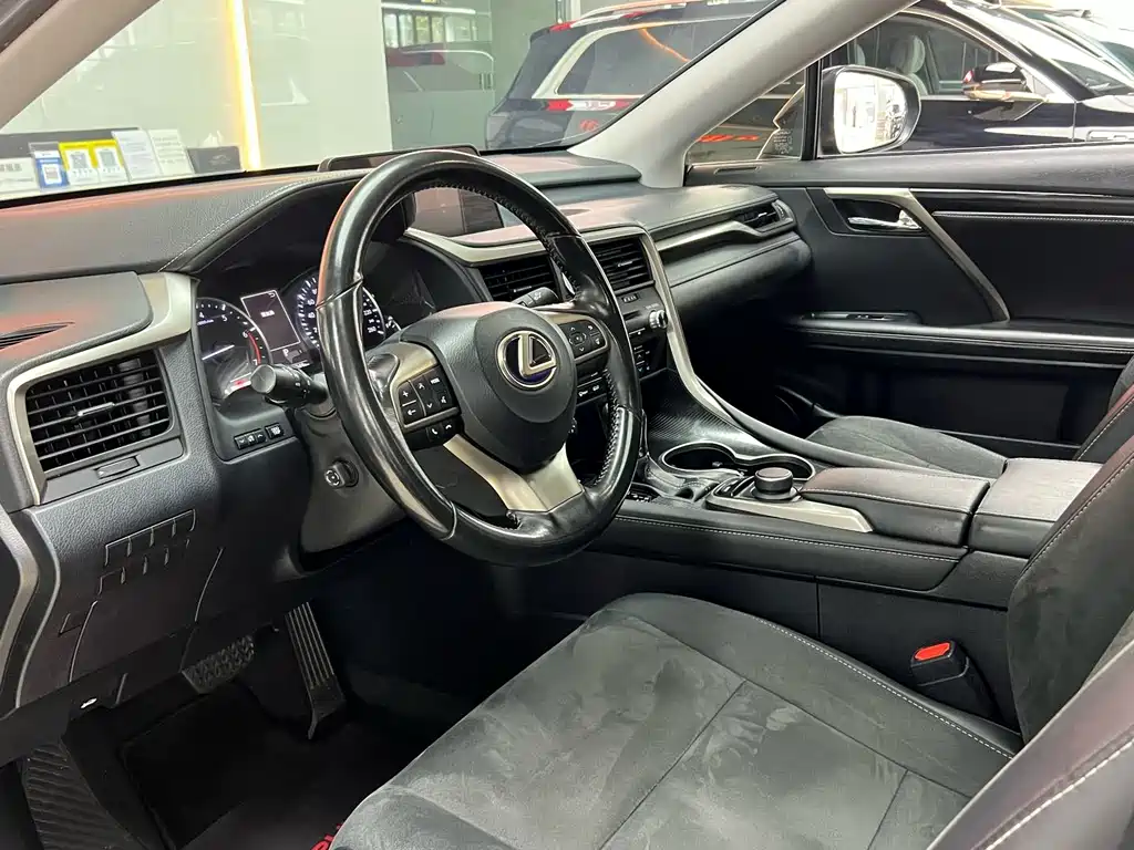 Lexus RX 300 2 WD Elite CN-V