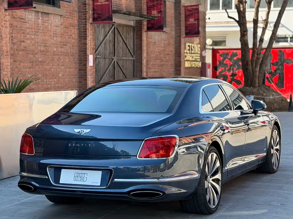 Flying Spur 6.0 T W12 Standard