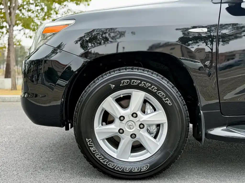 Lexus LX 570