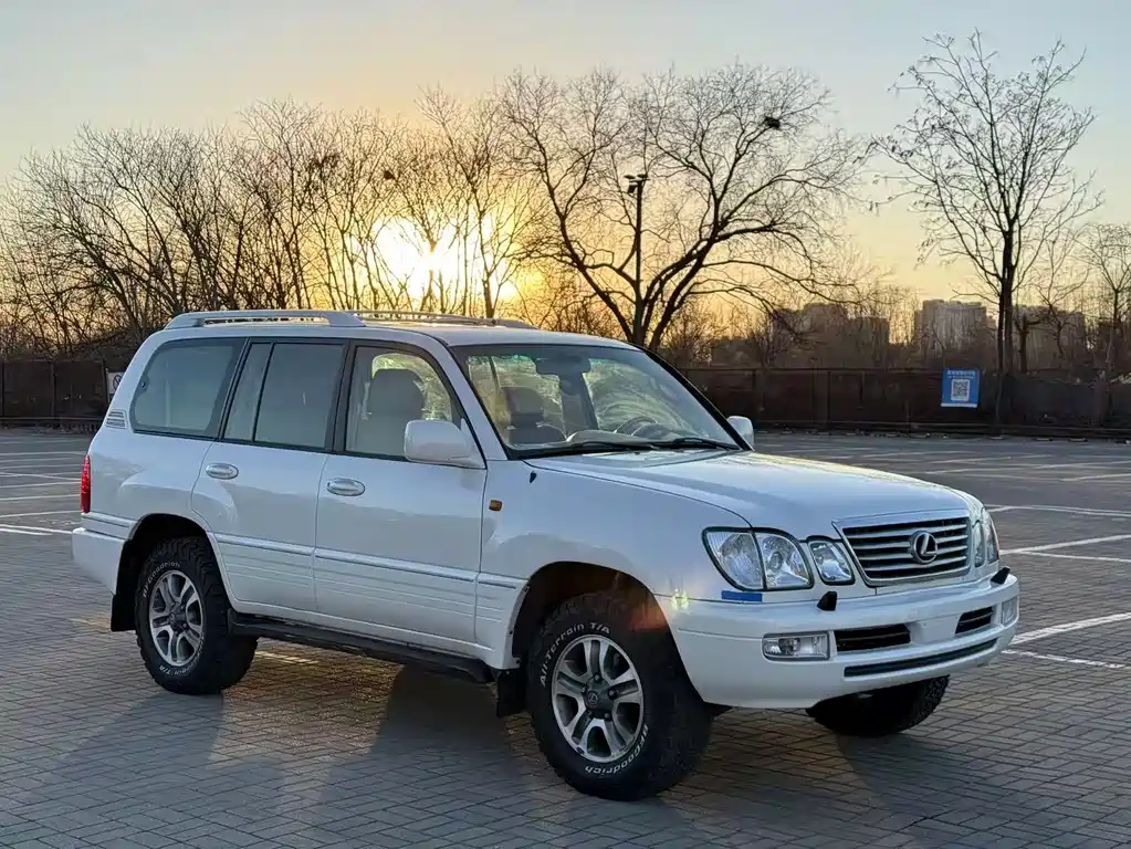 Lexus LX 470