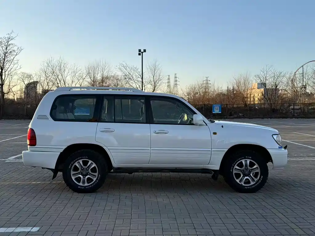 Lexus LX 470