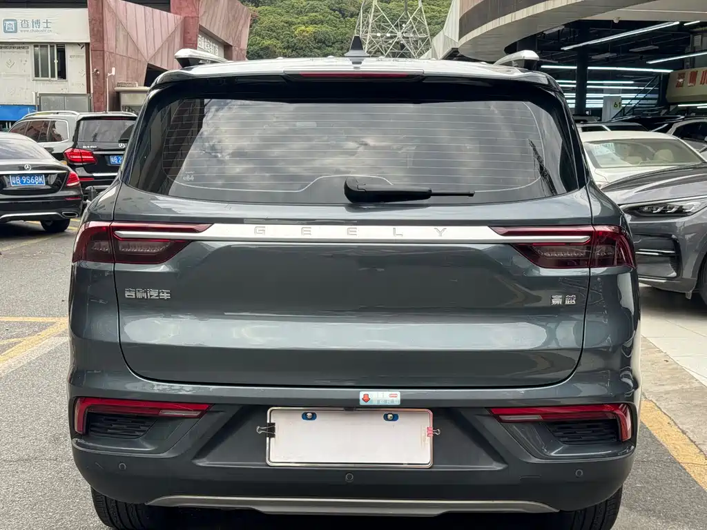 Haoyue 1.8 TD DCT Luxury 7-seat