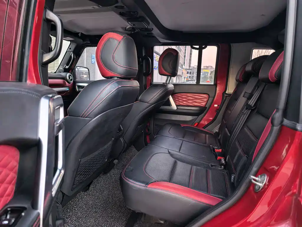BAIC BJ40 PLUS 2.3 T Auto 4 WD Premium CN-VI
