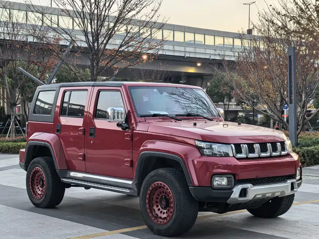 BAIC BJ40 PLUS 2.3 T Auto 4 WD Premium CN-VI