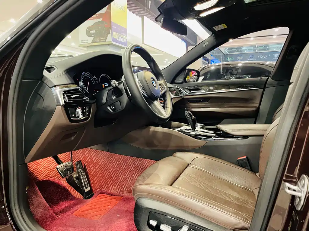 BMW 6 Series GT 640 i xDrive M Sport Package