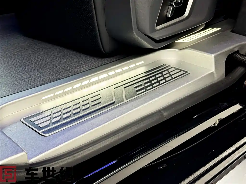 Granvia 2.5 L Hybrid Comfort