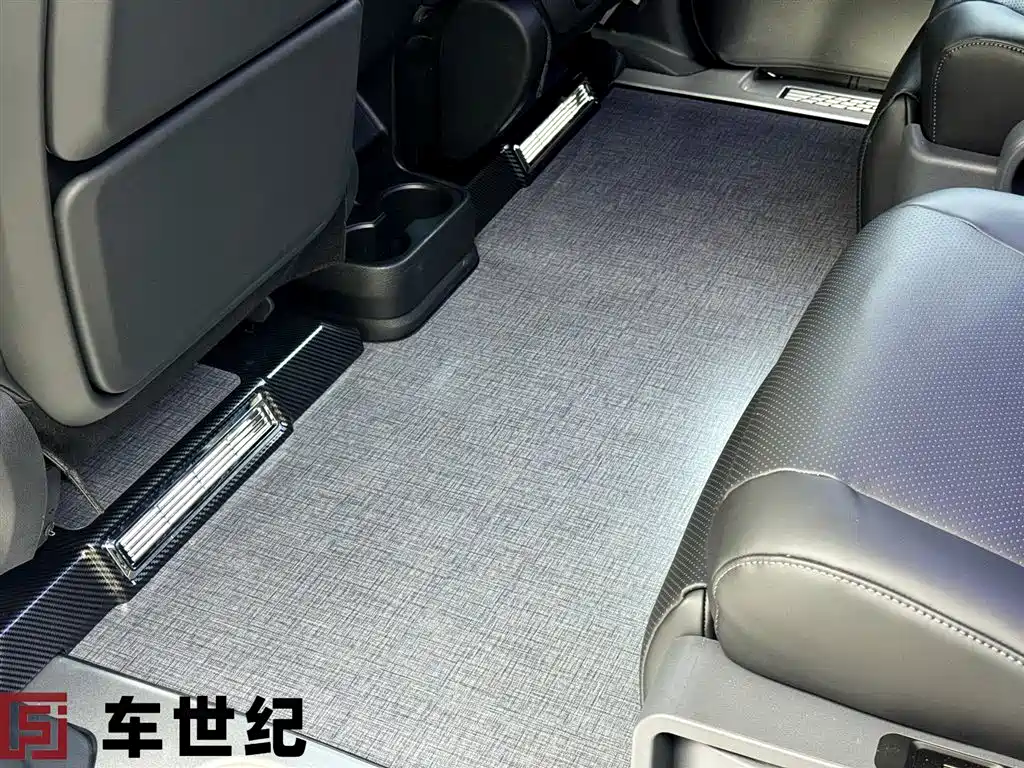 Granvia 2.5 L Hybrid Comfort