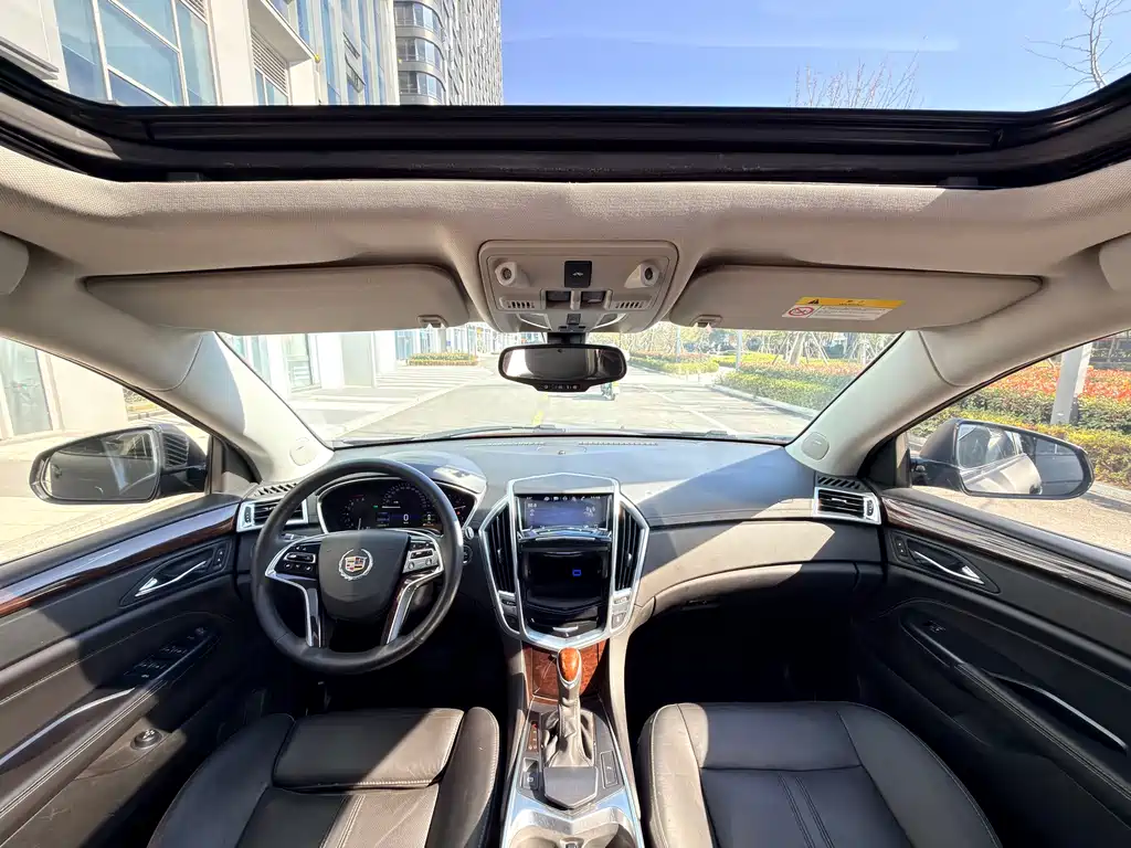 Cadillac SRX 3.0 L Luxury