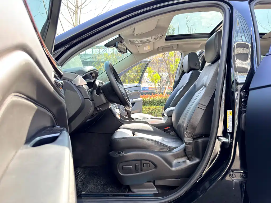 Cadillac SRX 3.0 L Luxury