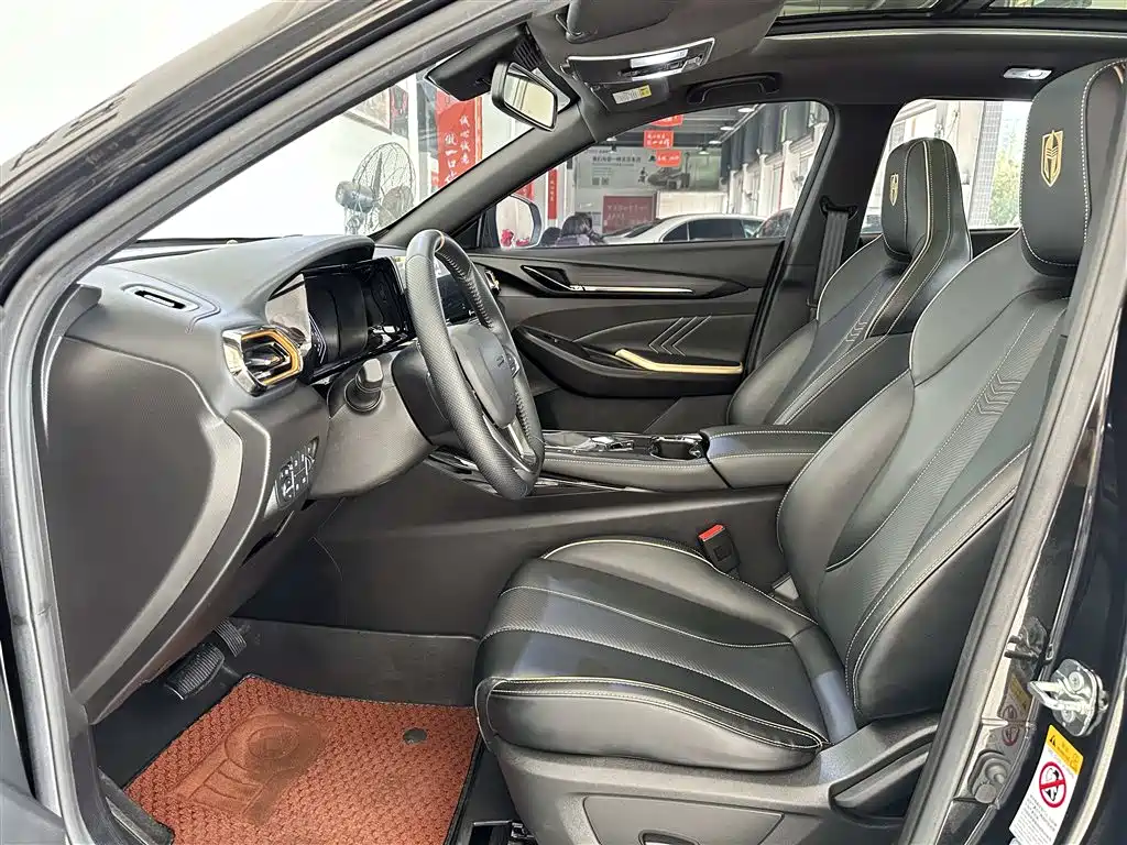 Changan Oshan X5 1.5 T DCT Swordsman