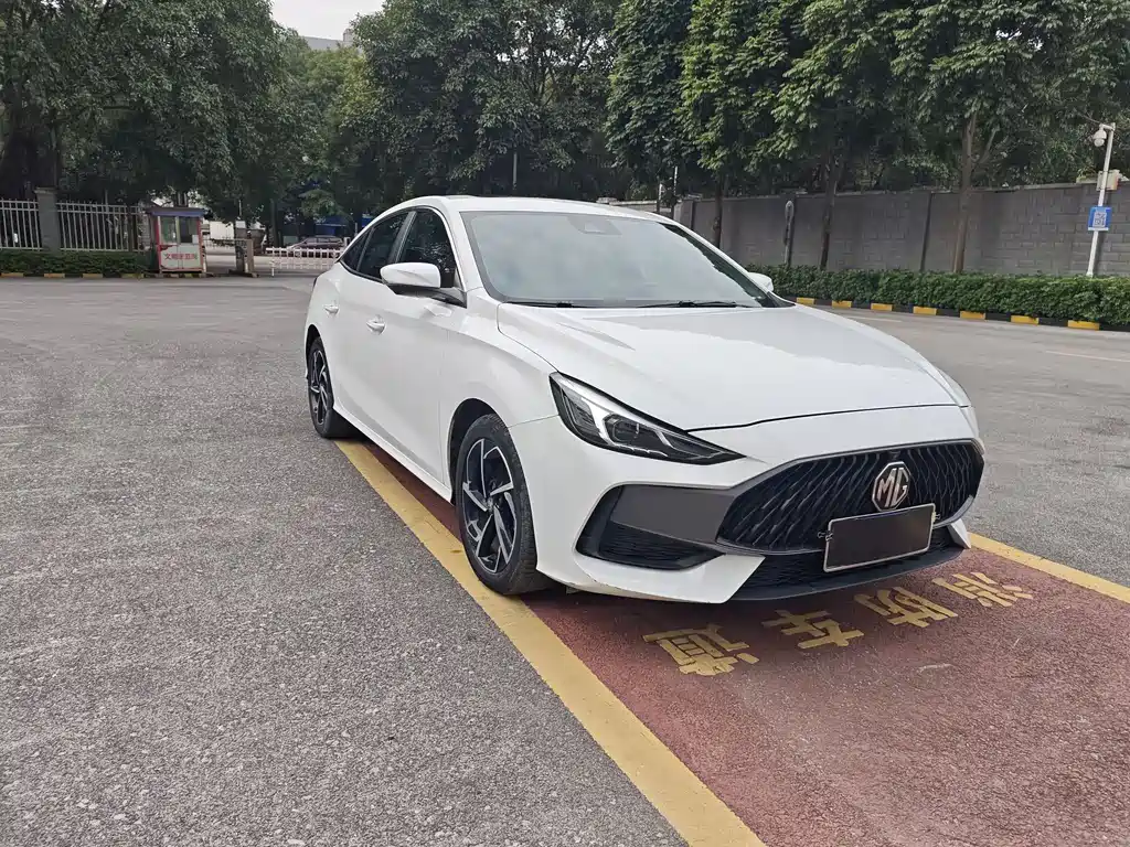 MG5 300 TGI DCT Youth Luxury Grand Enjoyment