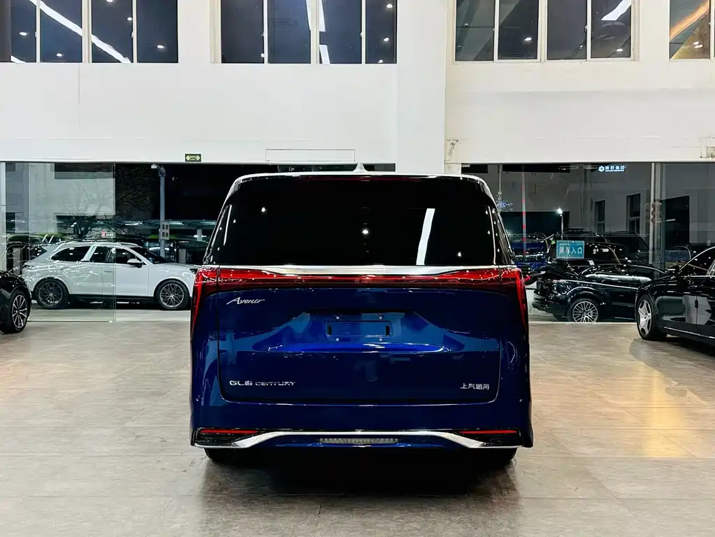 Century 2.0 T 6-seat Heritage