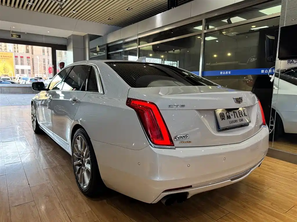 Cadillac CT6 40 T Platinum