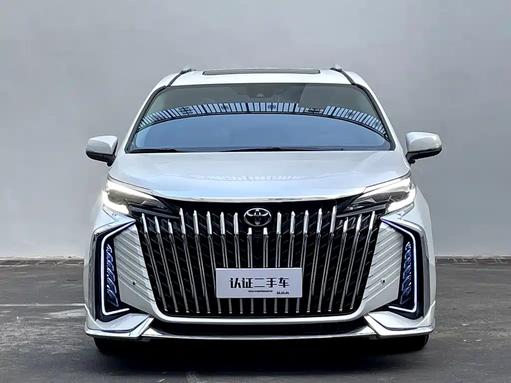 Granvia 2.5 L Hybrid Comfort